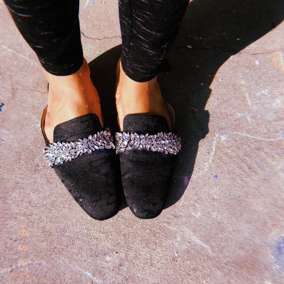 CHEERS, NICE TO MEET YOU 🥂 - Picture 11 of 12